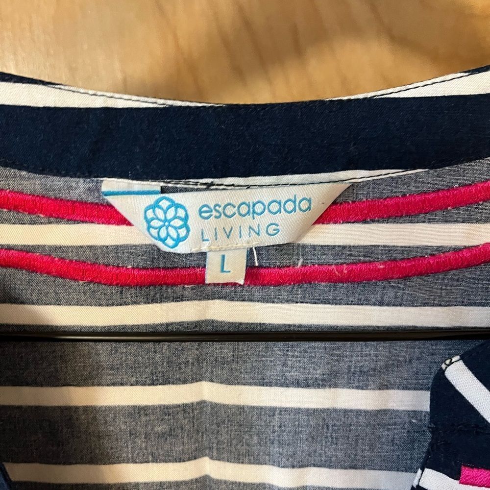 Escapada Living Navy Stripe Pink Embroidered Tunic Top sz L - Picture 7 of 7